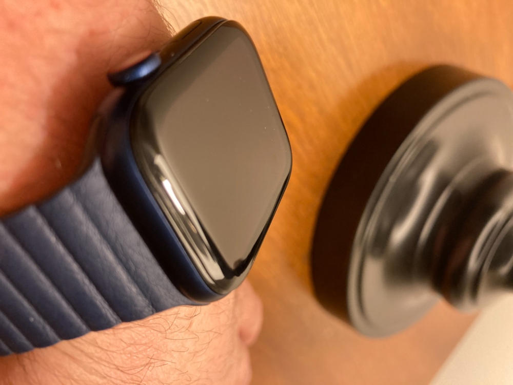 NanoArmour Apple Watch Series 6 Screen Protector - Customer Photo From Jeremy Christian